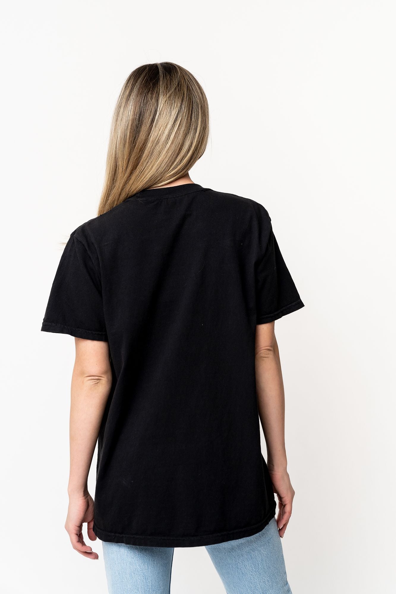 Tshirt Black - Embroidered